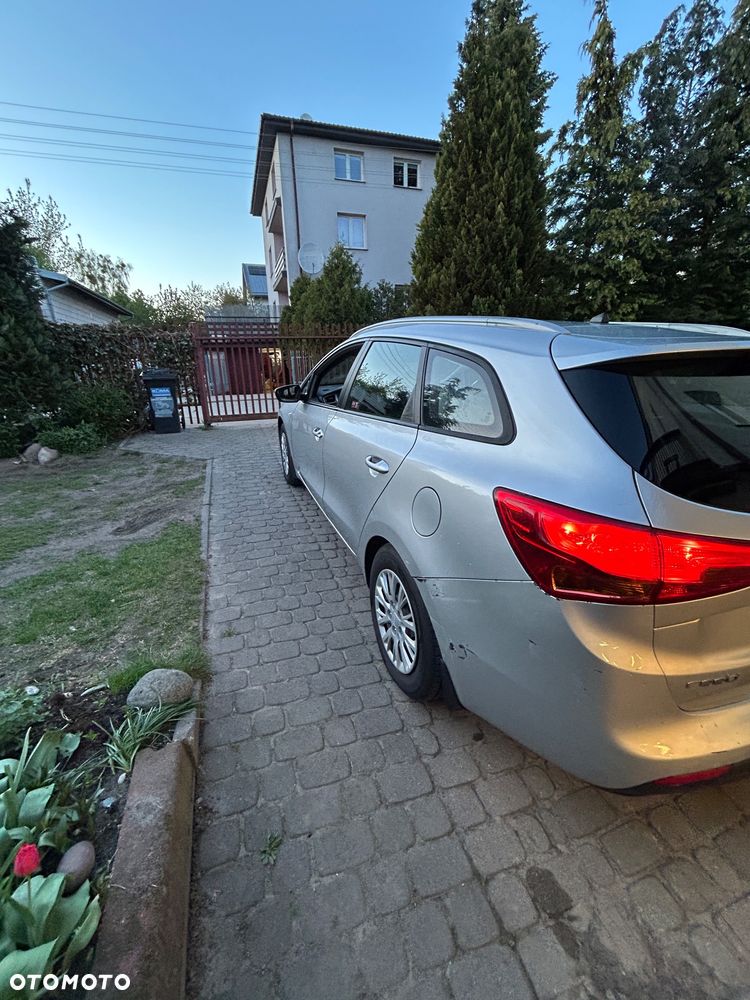 Kia Ceed 1.6 GDI S - 3