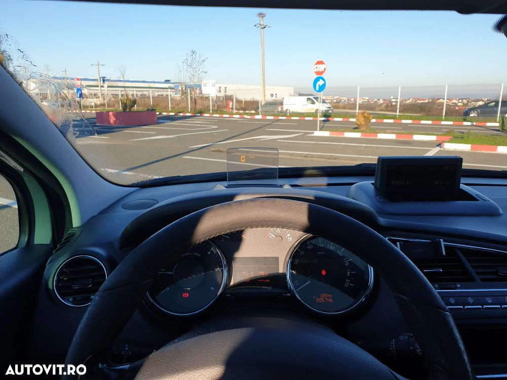 Peugeot 5008 1.6 HDI Confort Pack - 14