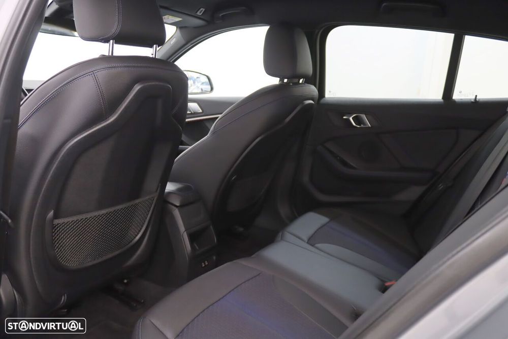 BMW 116 d Pack Desportivo M Auto - 8