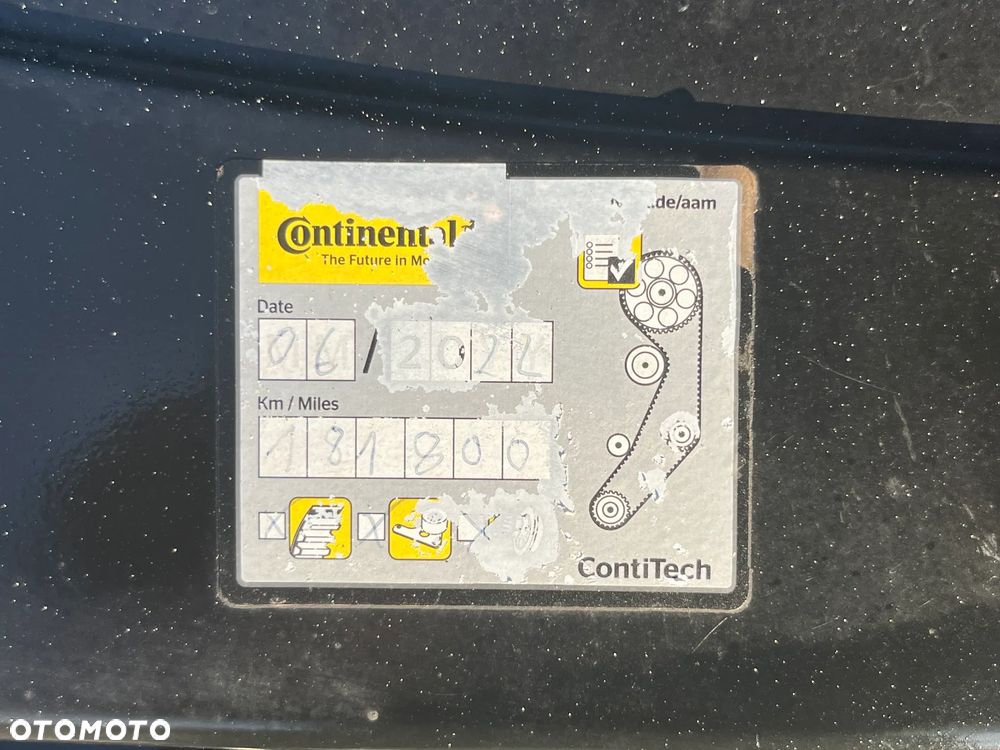 Skoda Octavia 2.0 TDI DPF RS DSG - 8