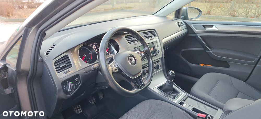 Volkswagen Golf 1.6 TDI BMT Comfortline - 5