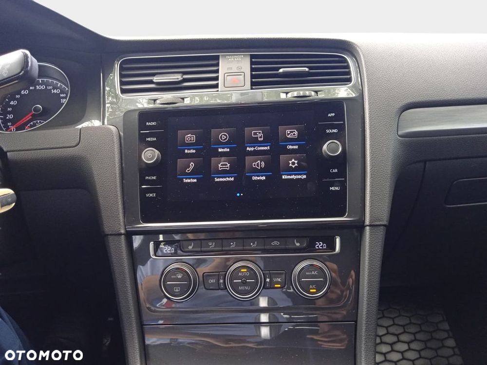 Volkswagen Golf 1.5 TSI BMT Evo Comfortline DSG - 18