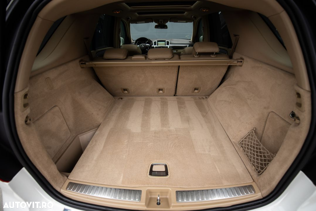 Mercedes-Benz ML - 10