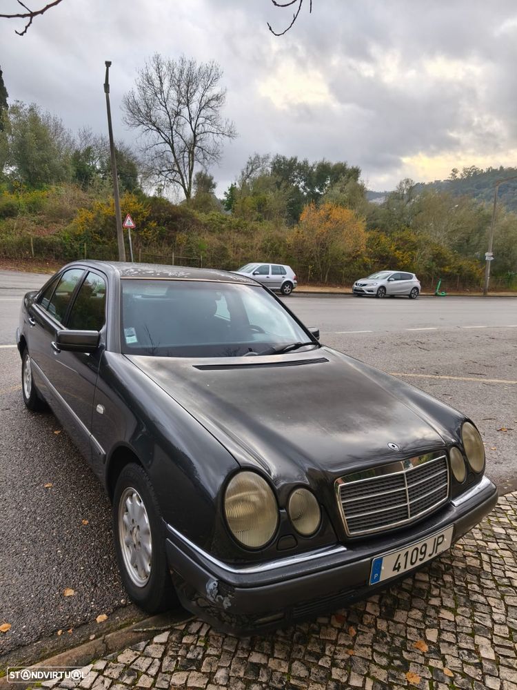 Mercedes-Benz E 200 D Elegance - 6