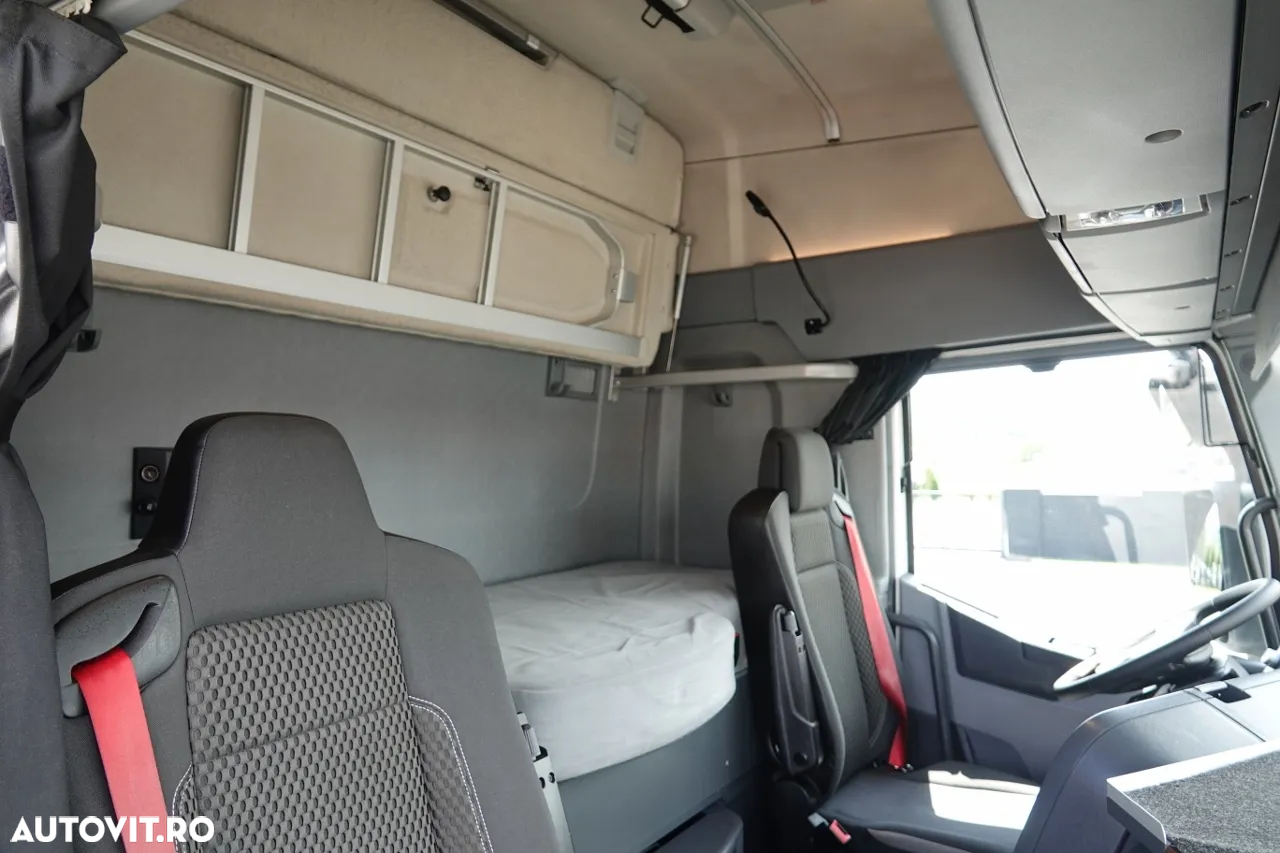 Renault T 520 / CABĂ ÎNALTĂ / CONTRACTUL SERVICII POST - 34