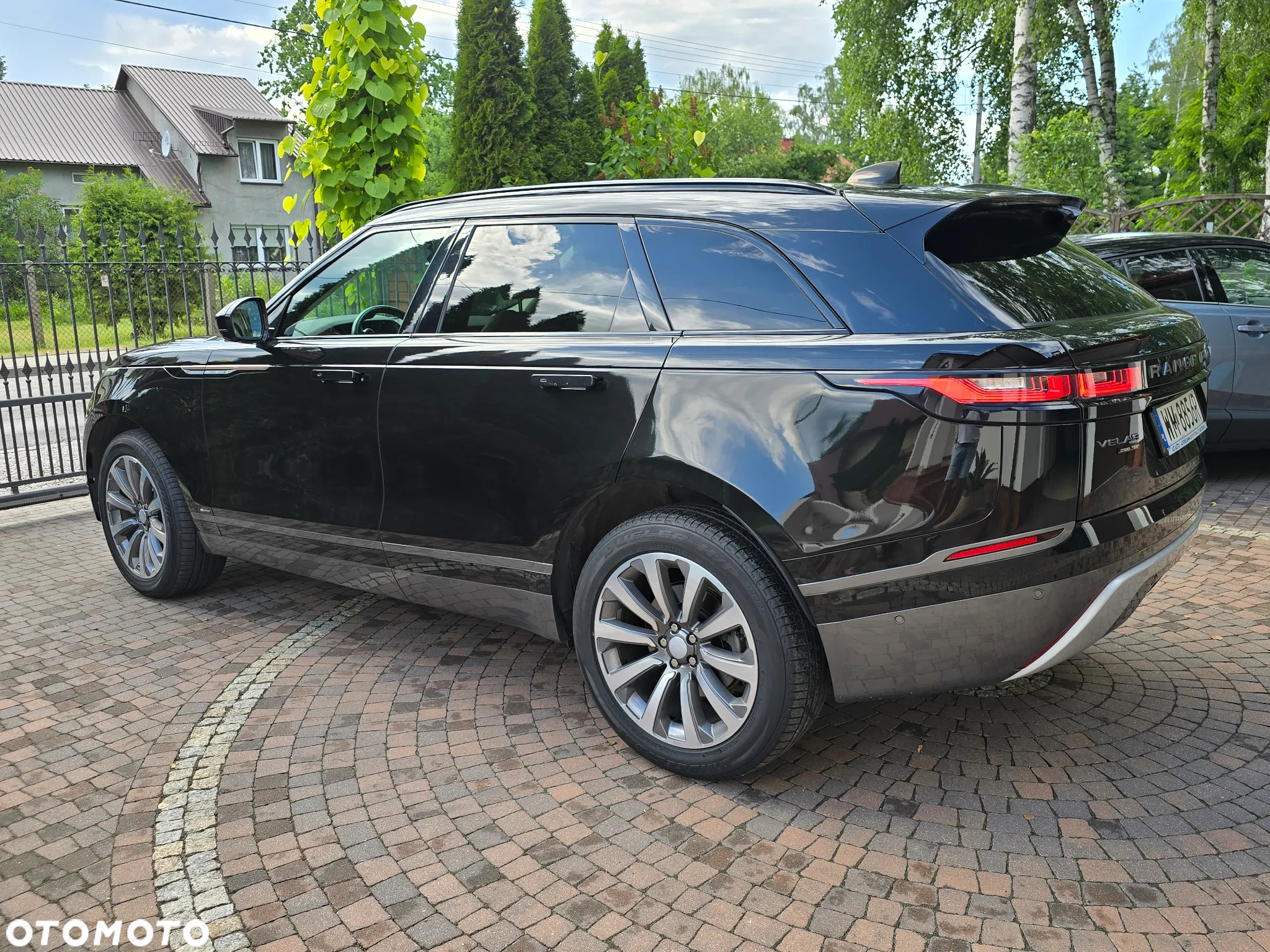 Land Rover Range Rover Velar 2.0 TD4 R-Dynamic SE - 3