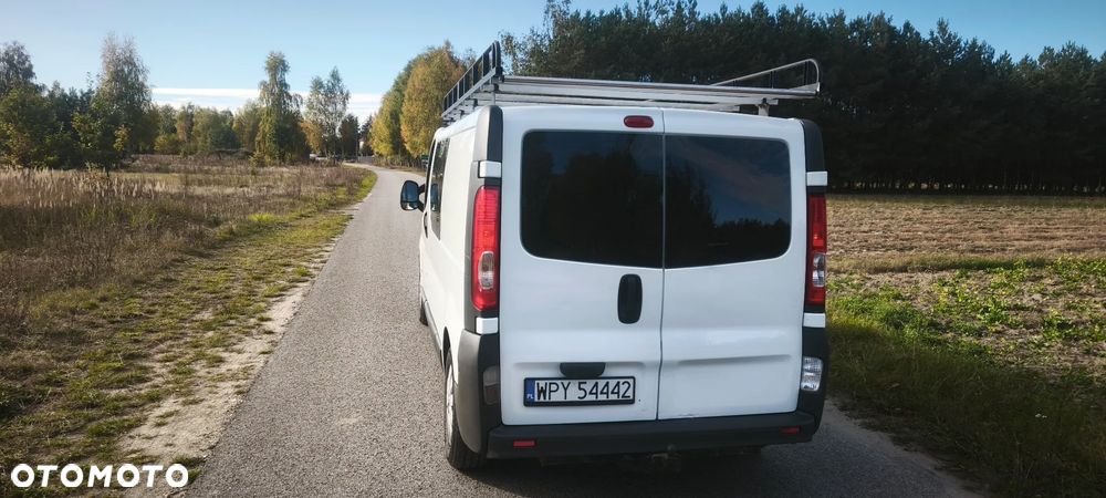 Renault Trafic 2014 photo 5