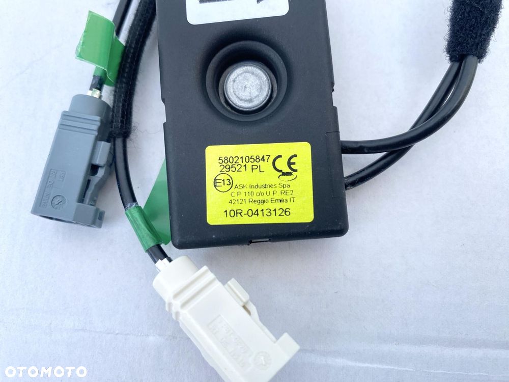 IVECO DAILY 14- ANTENA NOWA WRAZ ZE WZMACNIACZEM ANTENOWYM - 4