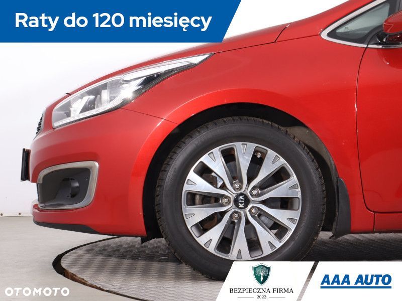 Kia Ceed - 16