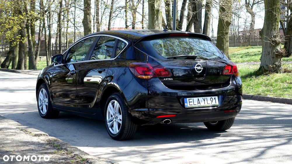 Opel Astra 1.4 Turbo Sport - 31