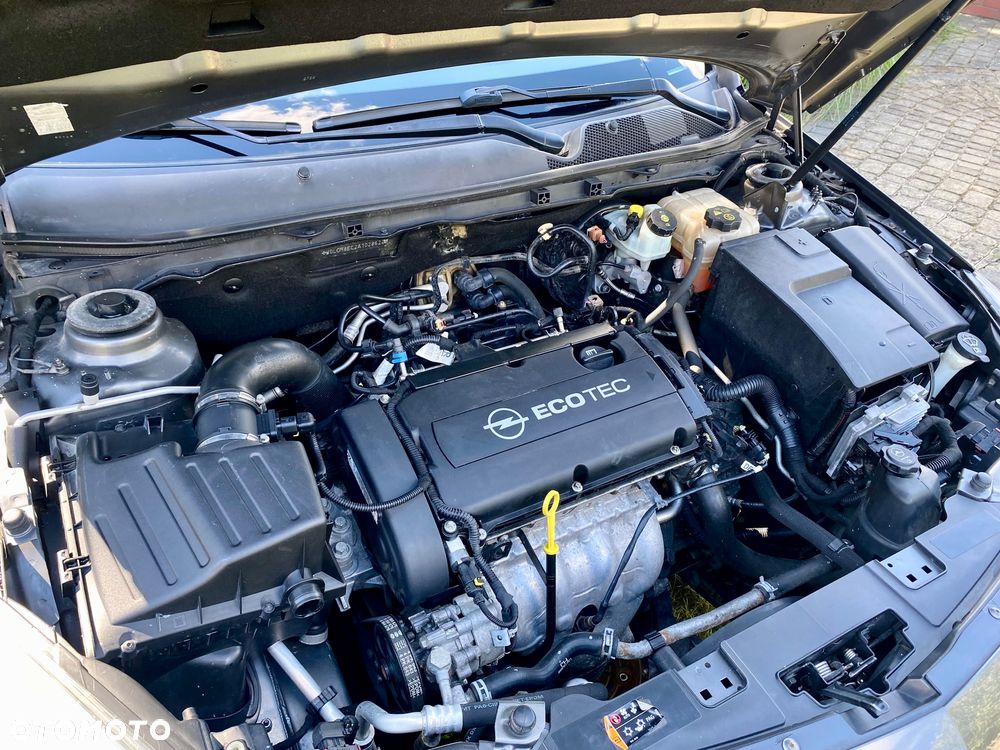 Opel Insignia 1.8 Sport - 14