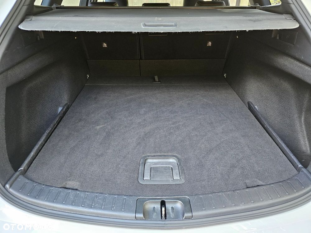 Toyota Corolla 1.8 Business Edition - 33