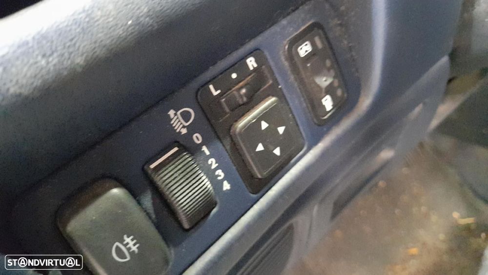 Retrovisor / espelho direito MITSUBISHI Carisma Hatchback (DA_) - 4