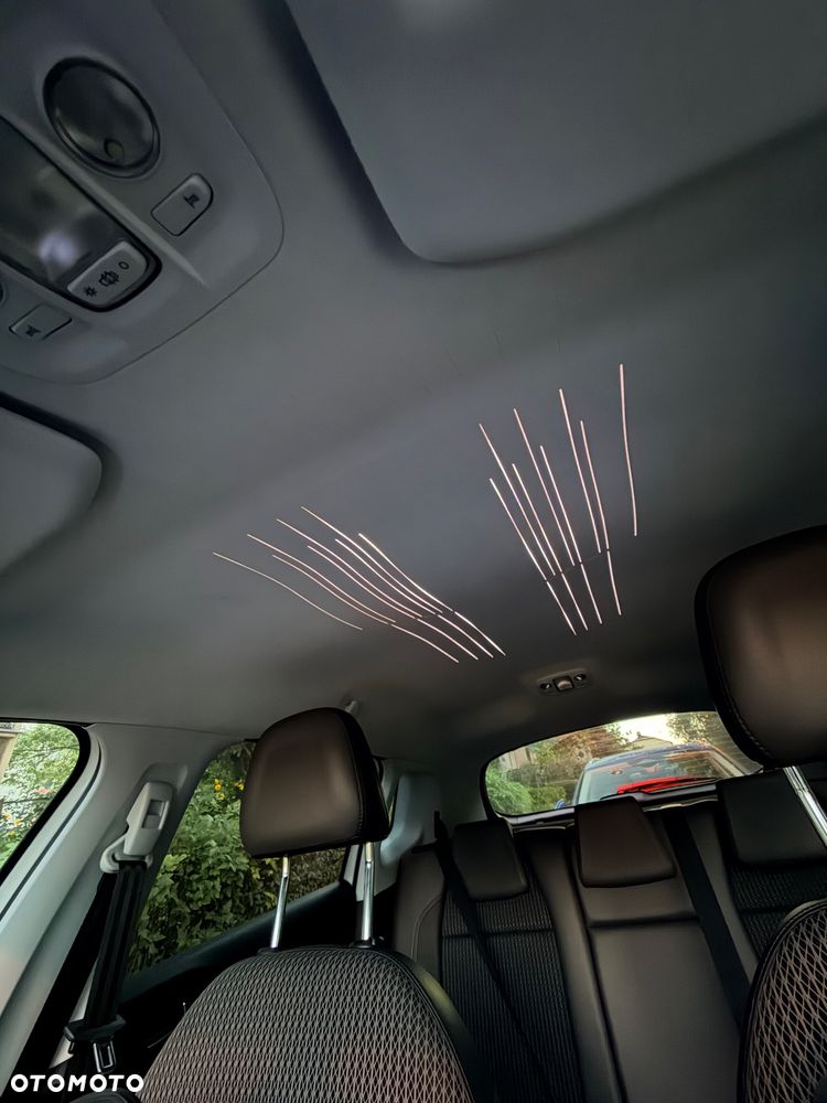 Peugeot 2008 e-HDi FAP 115 STOP & START Allure - 29