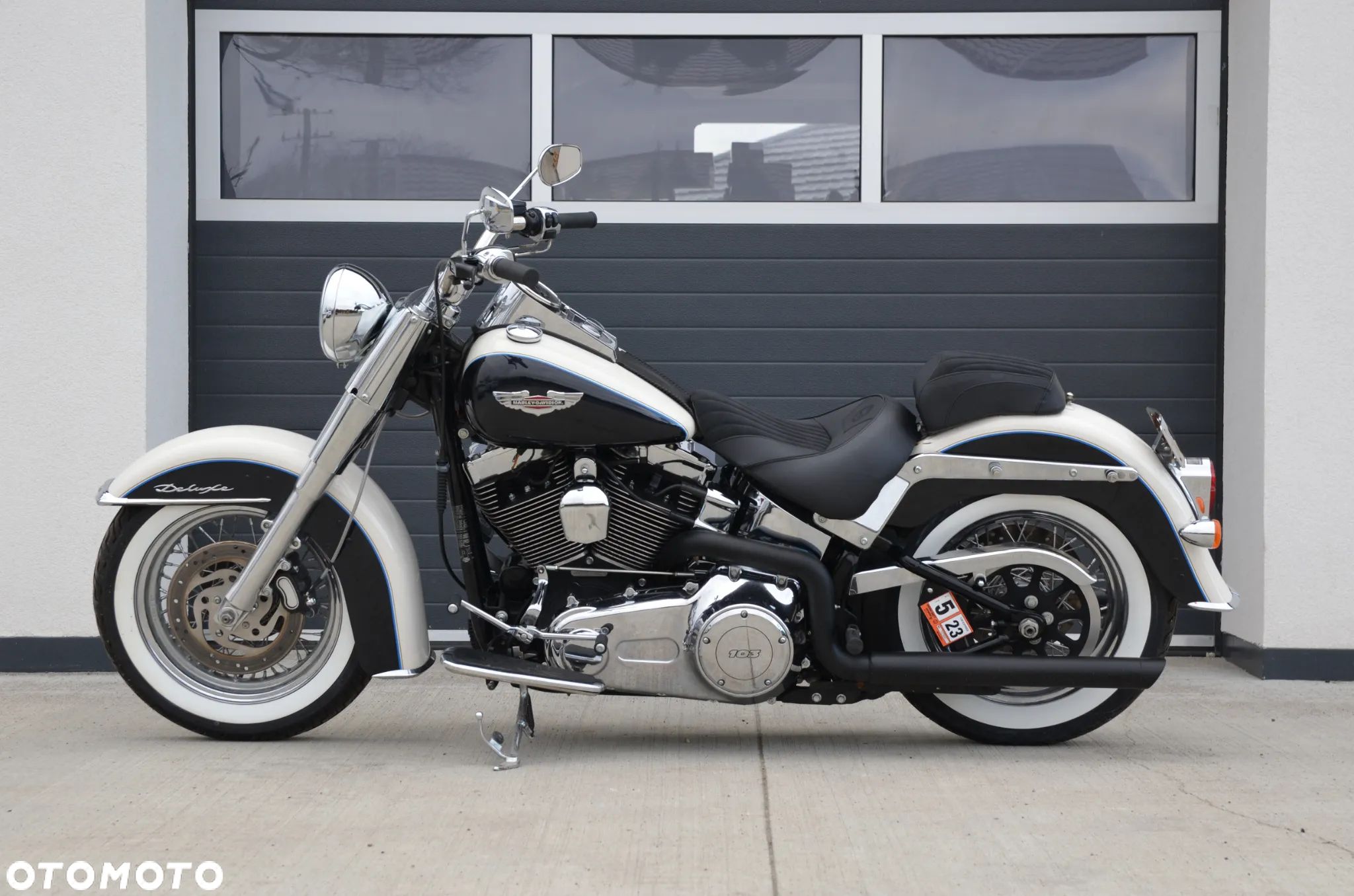 Harley-Davidson Softail Deluxe - 1