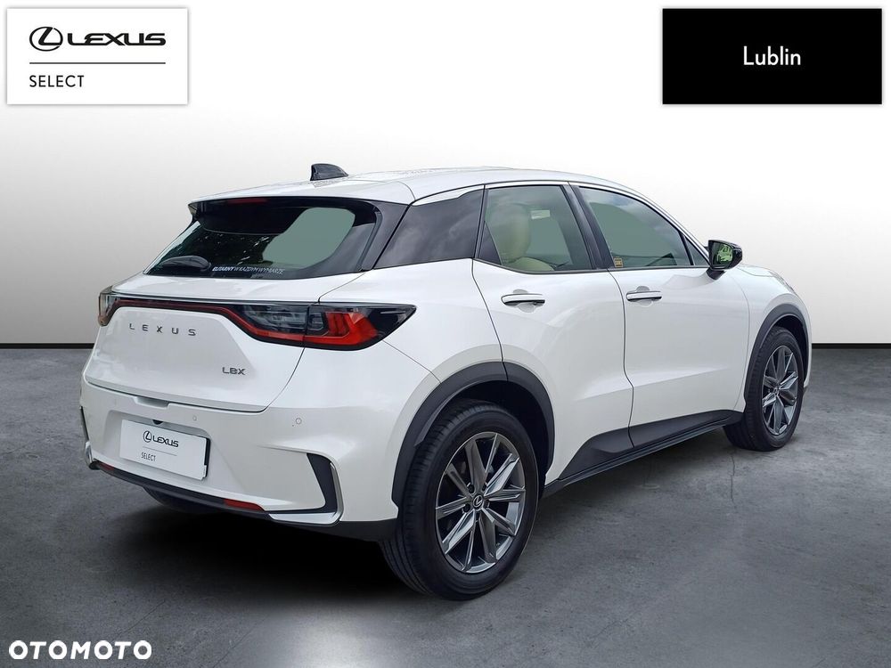 Lexus LBX 1.5 Hybrid Elegant - 4