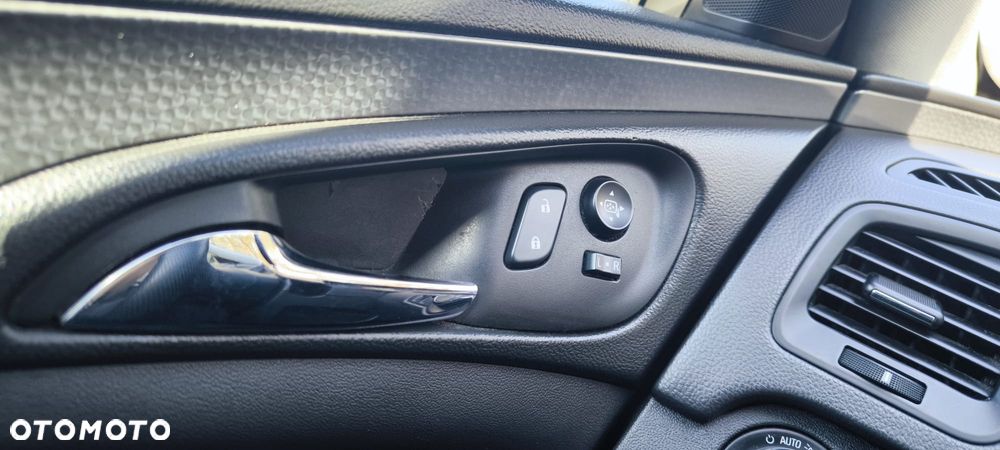 Opel Insignia 2.0 CDTI EcoFLEX Start/Stop Edition - 9