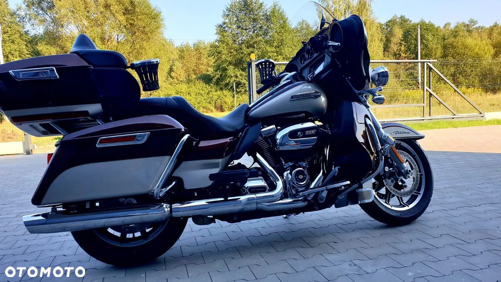 Harley-Davidson Touring Electra Glide - 8