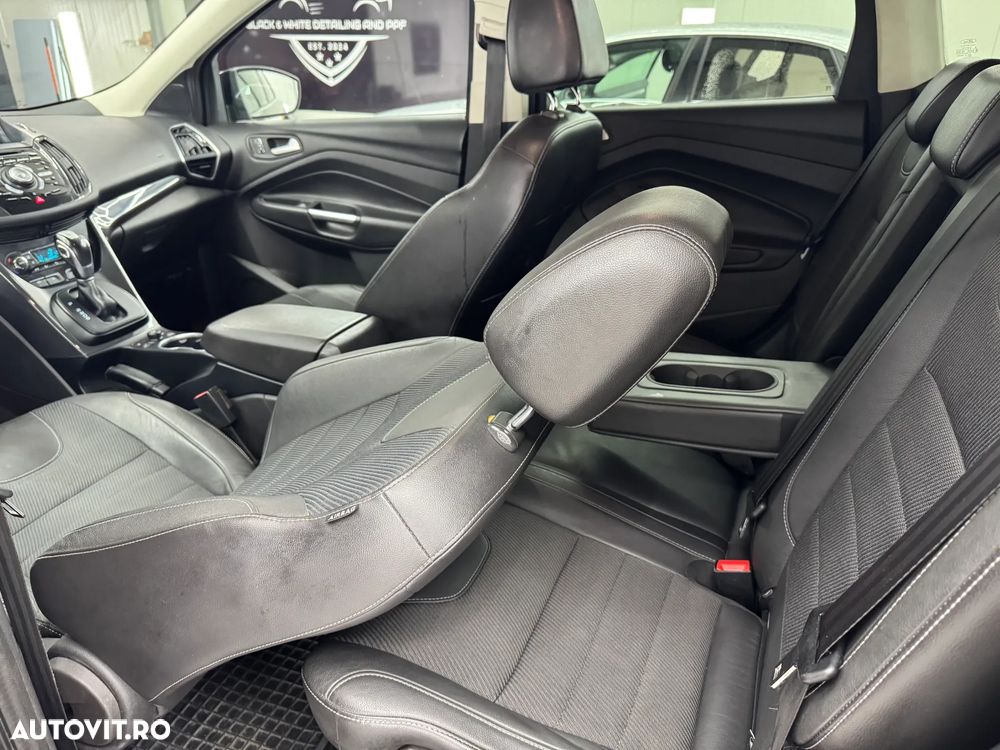 Ford Kuga 2.0 TDCi 4x4 Aut. Titanium - 19