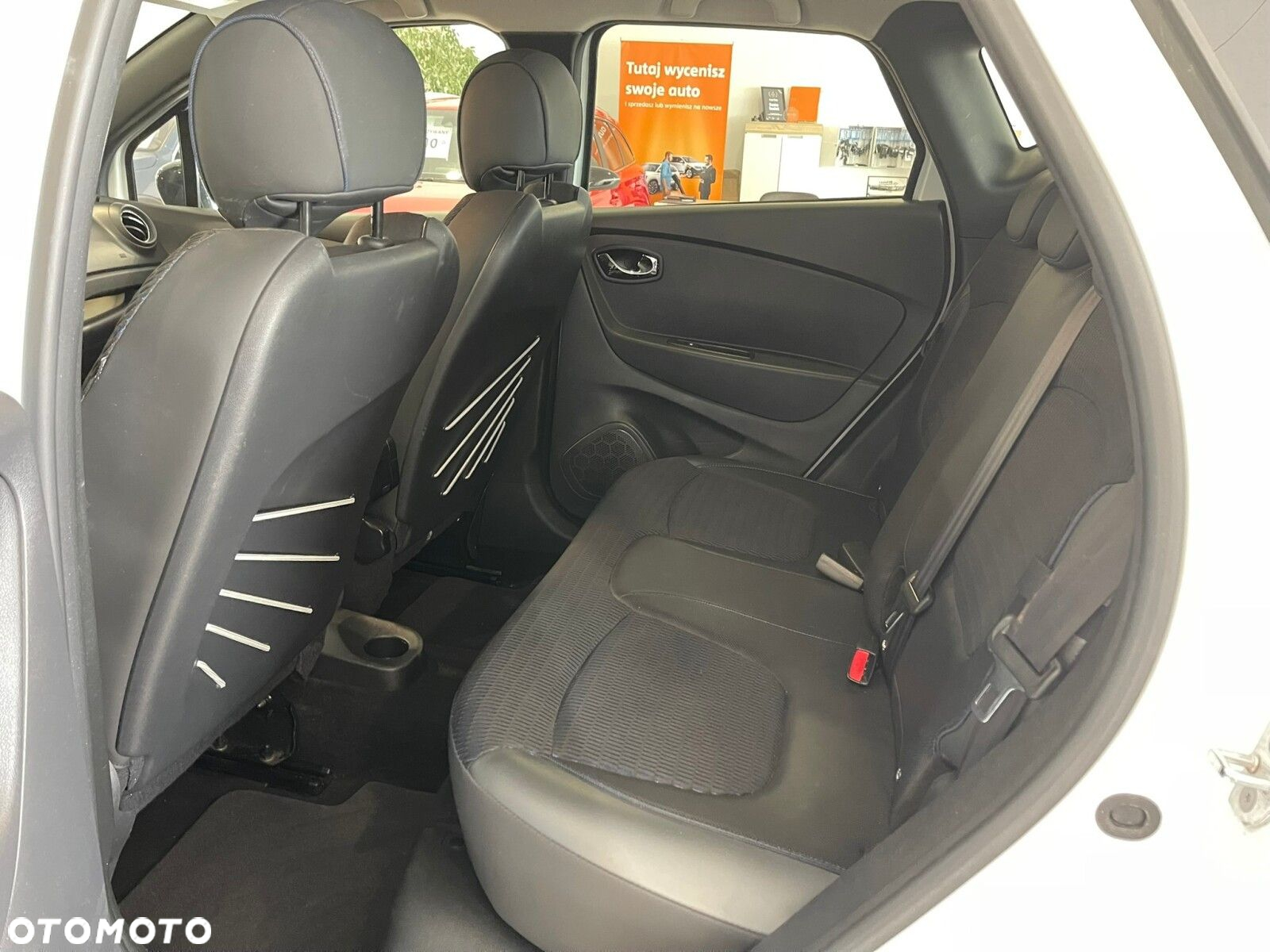 Renault Captur - 10