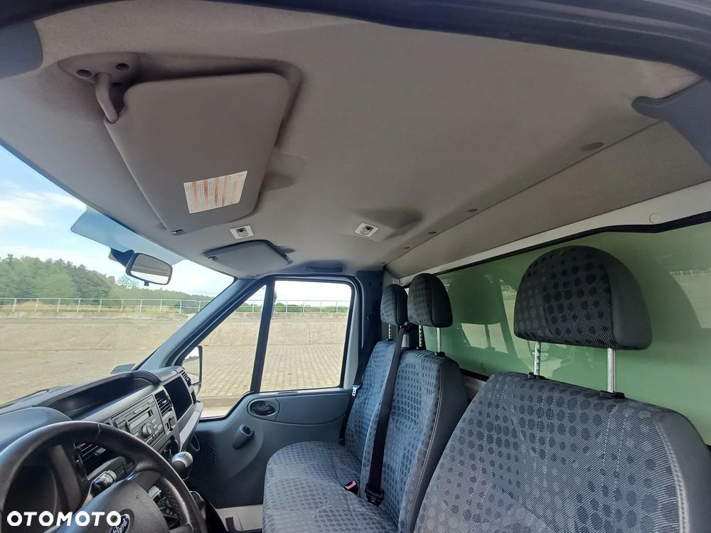Ford Transit - 21