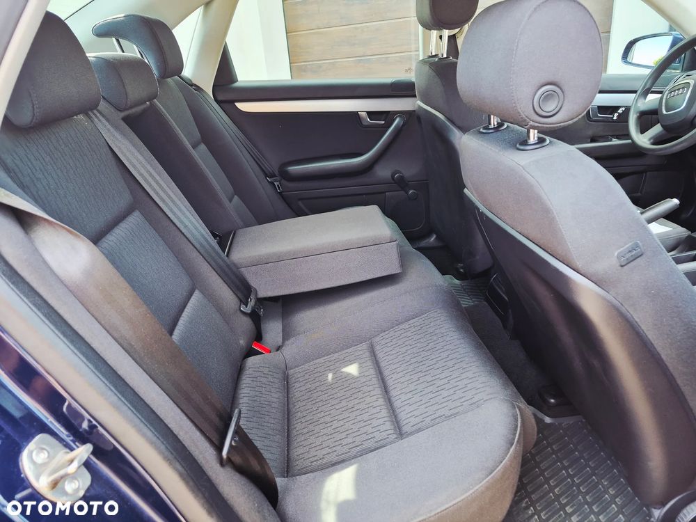 Audi A4 Limousine 1.8 T - 12