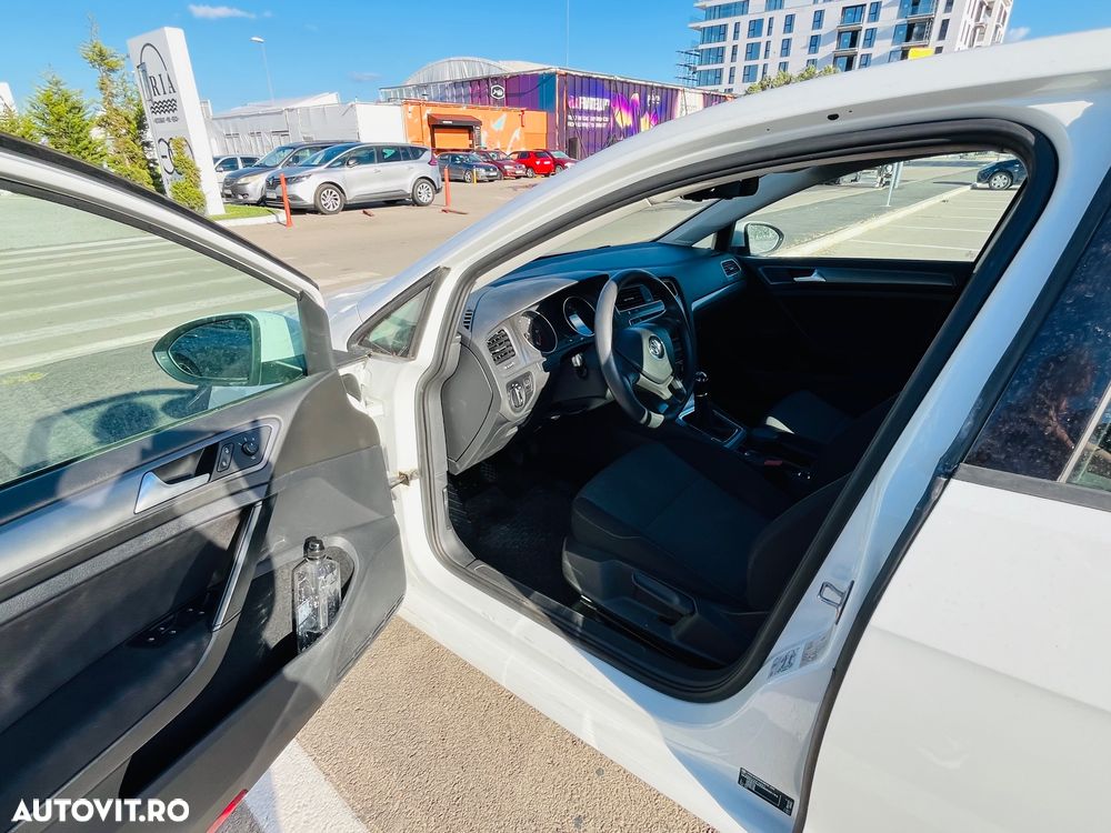 Volkswagen Golf 1.6 TDI BMT Trendline - 9