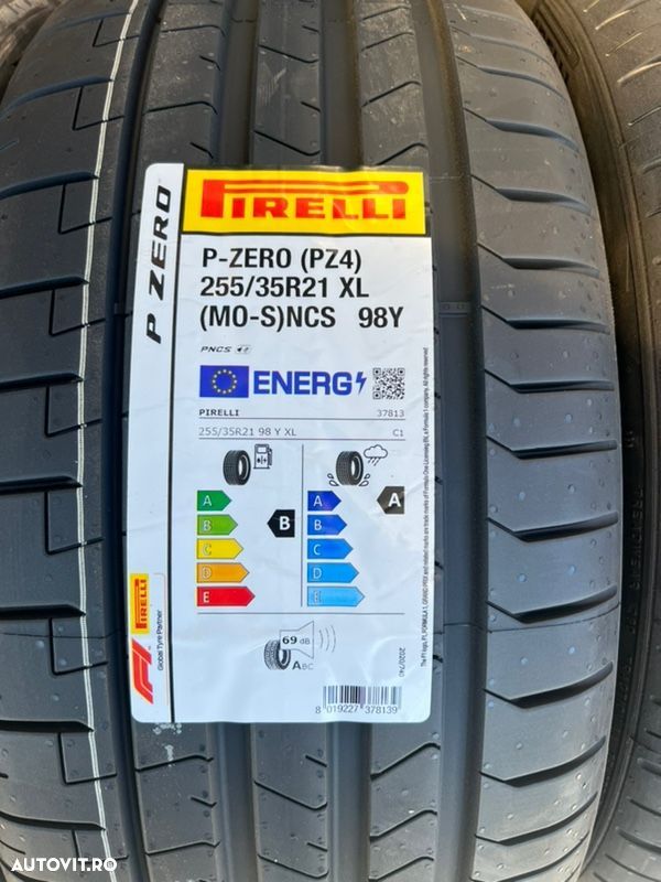 vând anvelope 255/35/21 Pirelli de vară noi - 2
