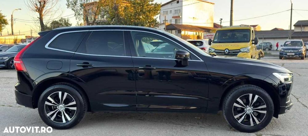 Volvo XC 60 D4 Momentum Pro - 10