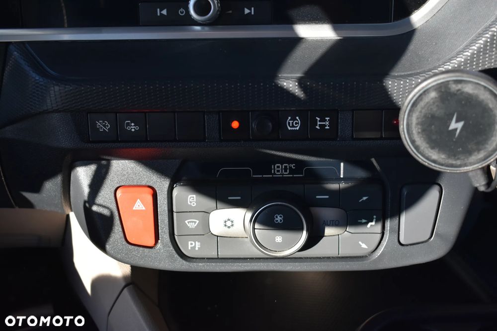 DAF XG480 //KLIMA POSTOJOWA X2 // ACC // PCC // ZABUDOWY // FULL LED // 2X FOTEL PNEUMATYCZNY // PREMIUM DAF AUDIO // - 34