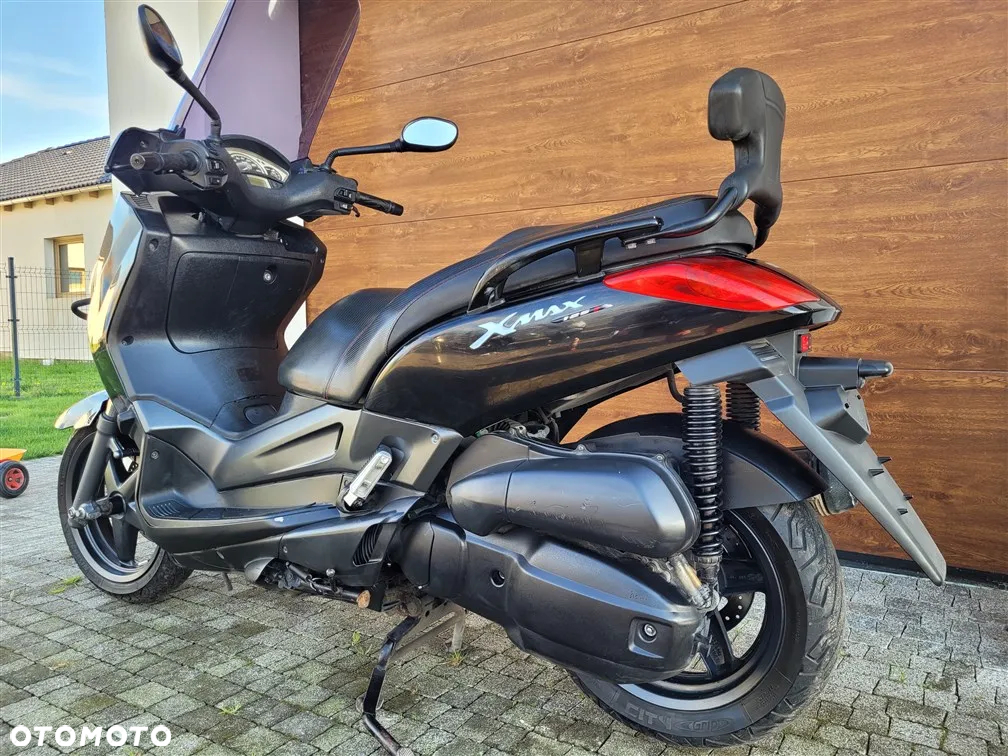 Yamaha X-max - 13