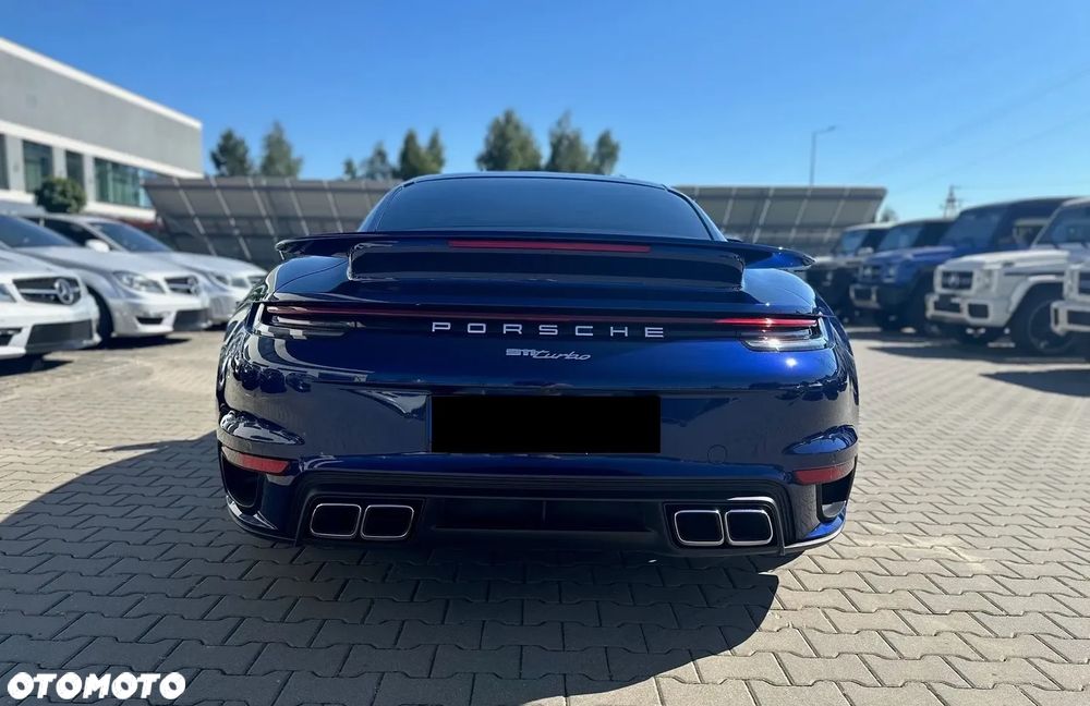 Porsche 911 Turbo - 5
