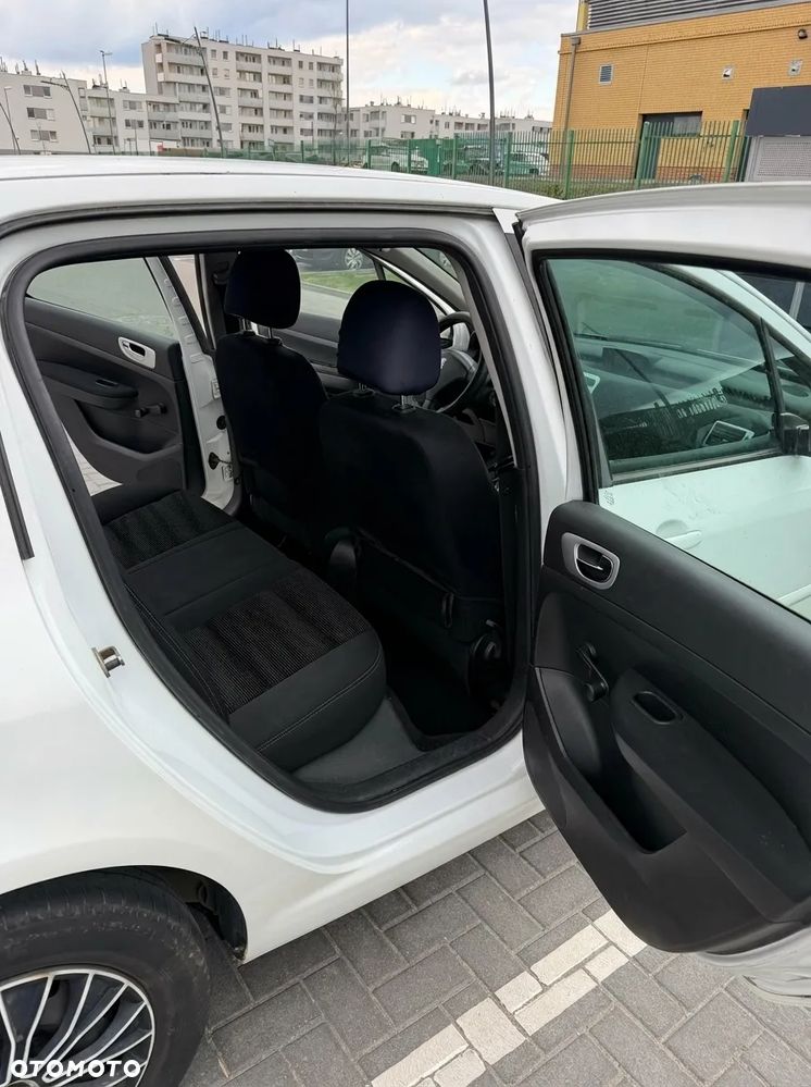 Peugeot 307 1.6 HDI Oxygo - 6