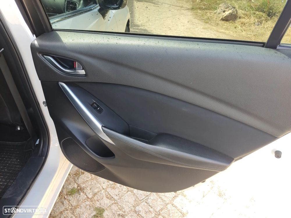 Mazda 6 2.2 SKY-D Evolve Navi - 8