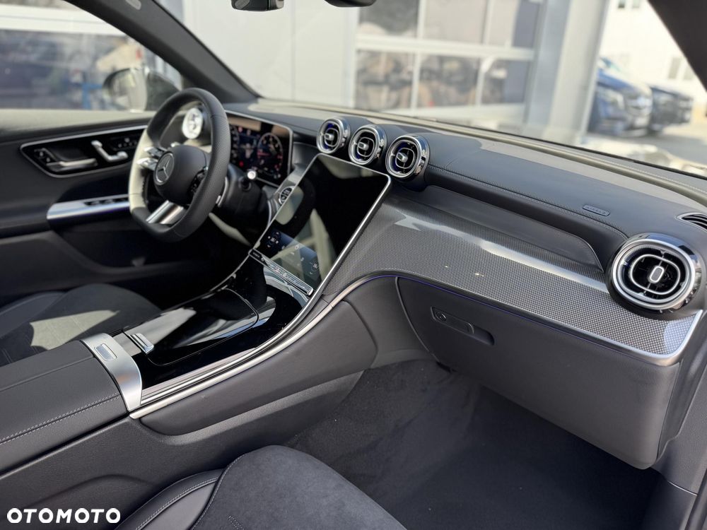 Mercedes-Benz GLC 220 d 4Matic 9G-TRONIC AMG Line Advanced - 18