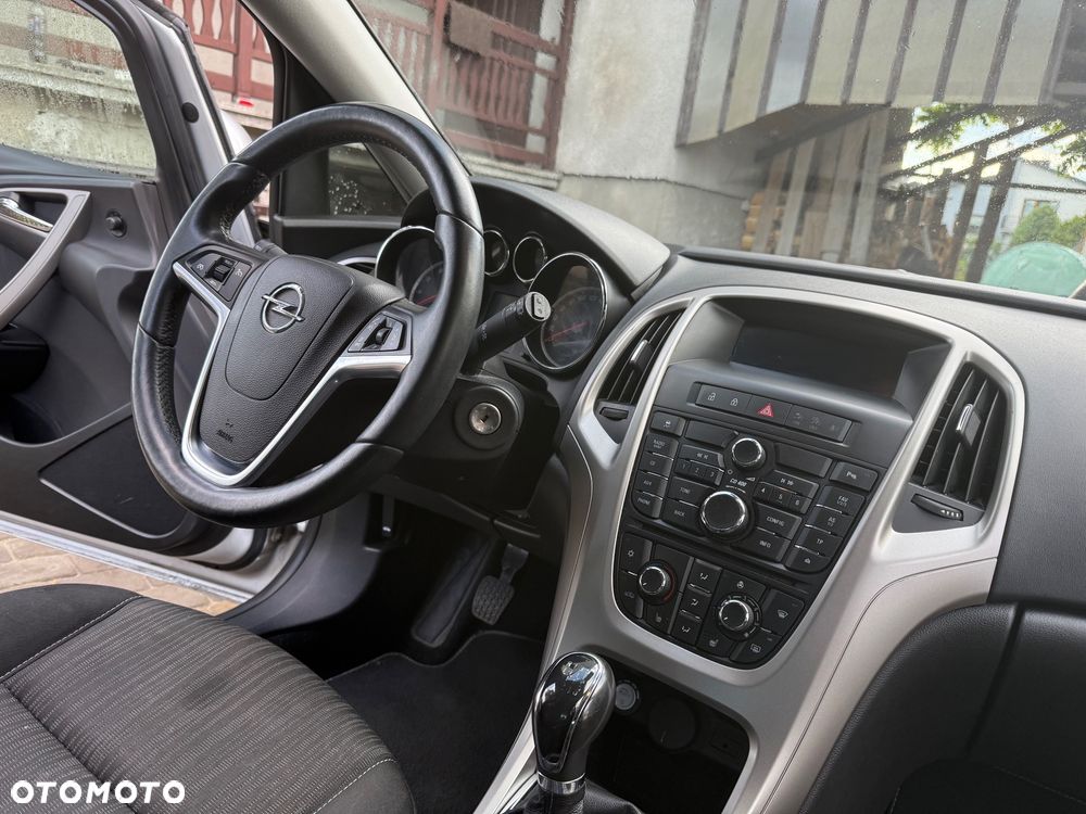 Opel Astra 1.4 Turbo - 5