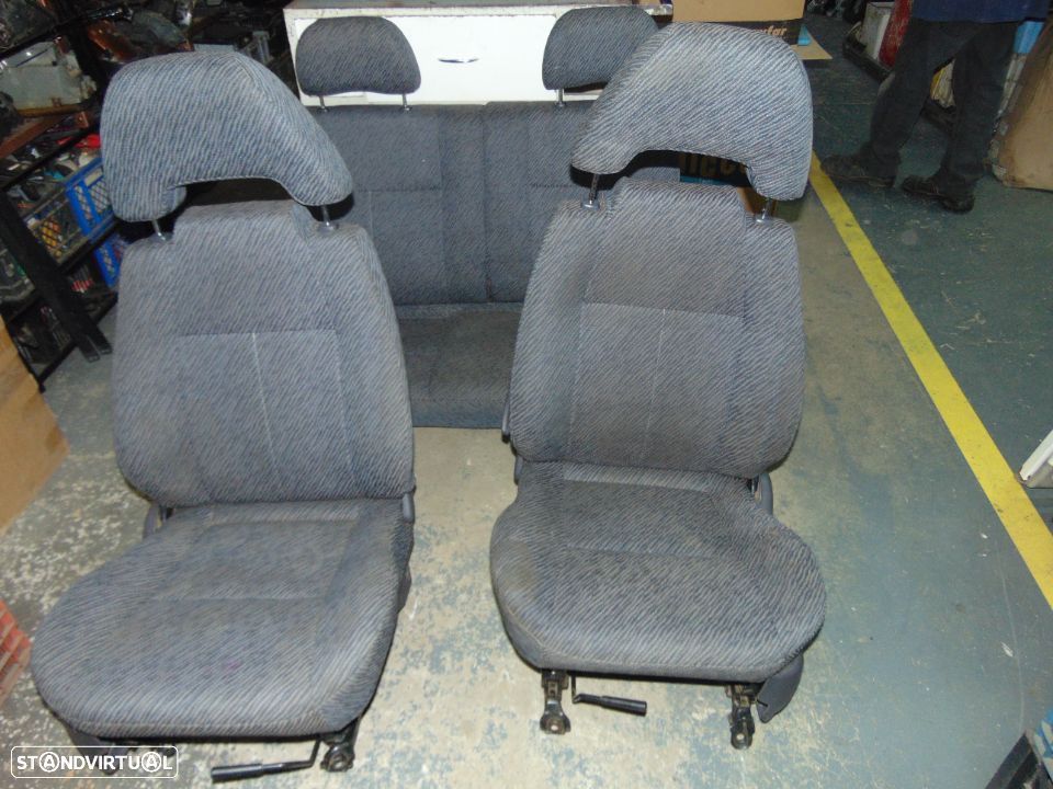 Ssangyong korando 601 bancos - 1