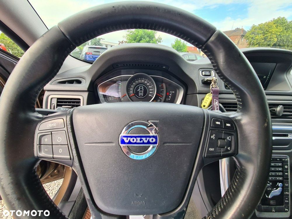 Volvo XC 70 D4 Geartronic Kinetic - 18