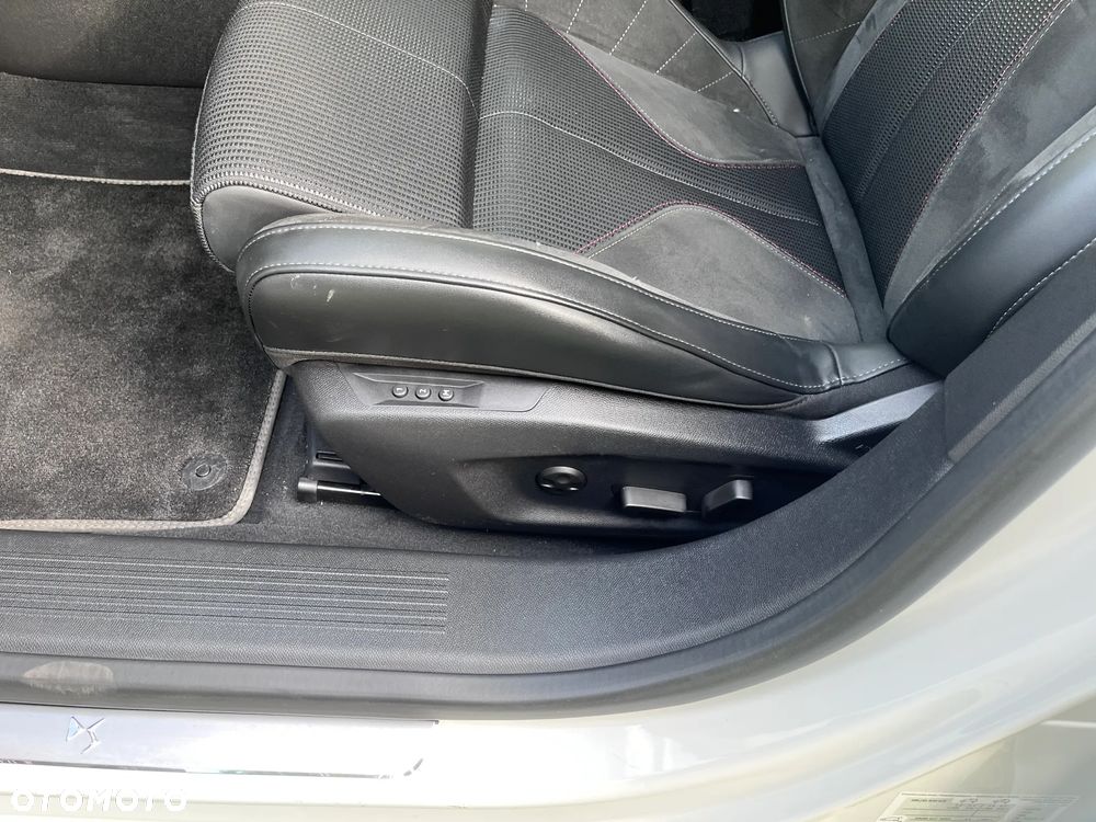 DS Automobiles DS 4 1.5 BlueHDi Performance Line + - 9