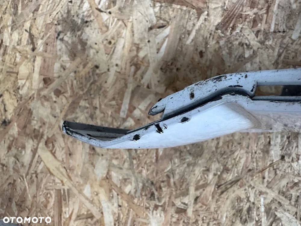 ZDERZAK PRZEDNI OPEL ASTRA III LIFT - 8