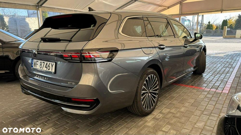 Volkswagen Passat - 37