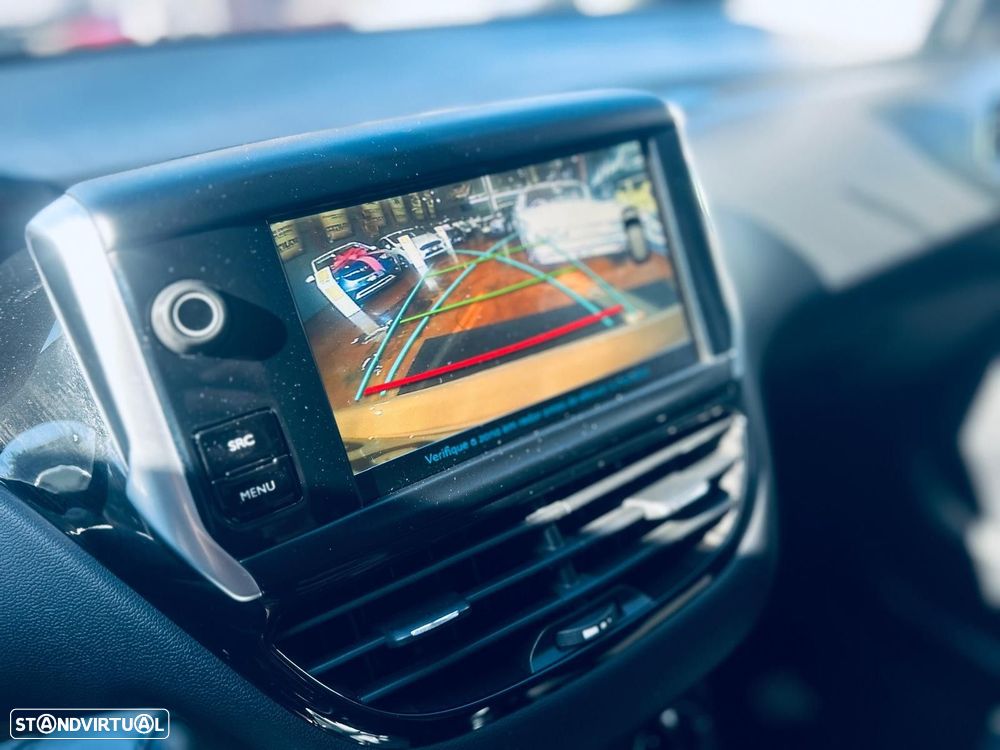 Peugeot 208 1.2 PureTech Active - 30
