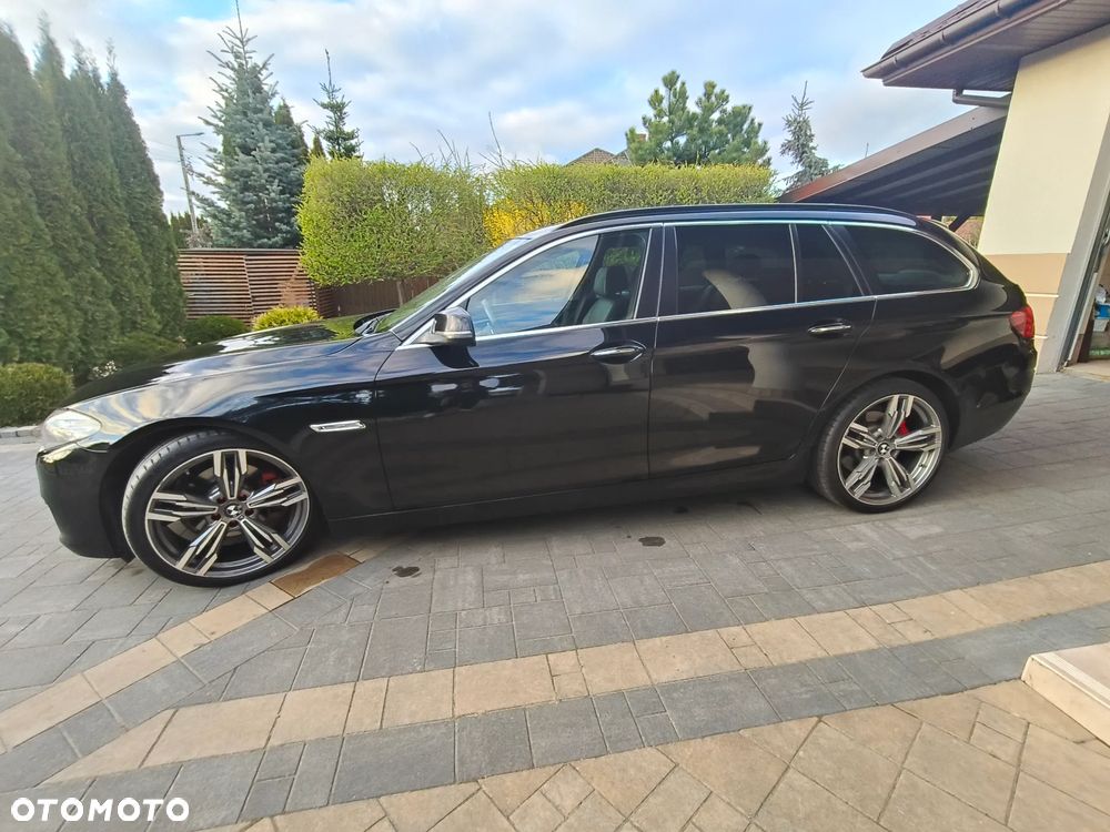 BMW Seria 5 520d xDrive Luxury Line - 11