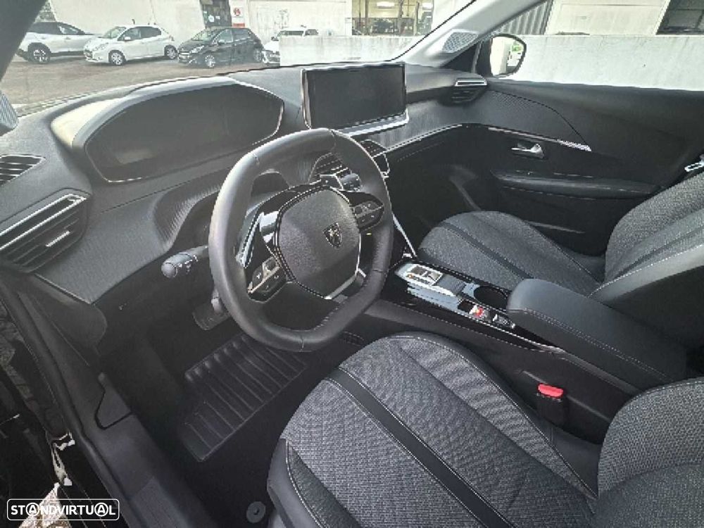 Peugeot 208 1.2 Hybrid Allure e-DCS6 - 13