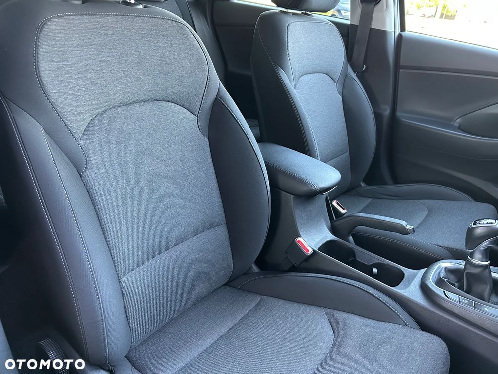 Hyundai i30 1.5 T-GDI 48V Smart - 19