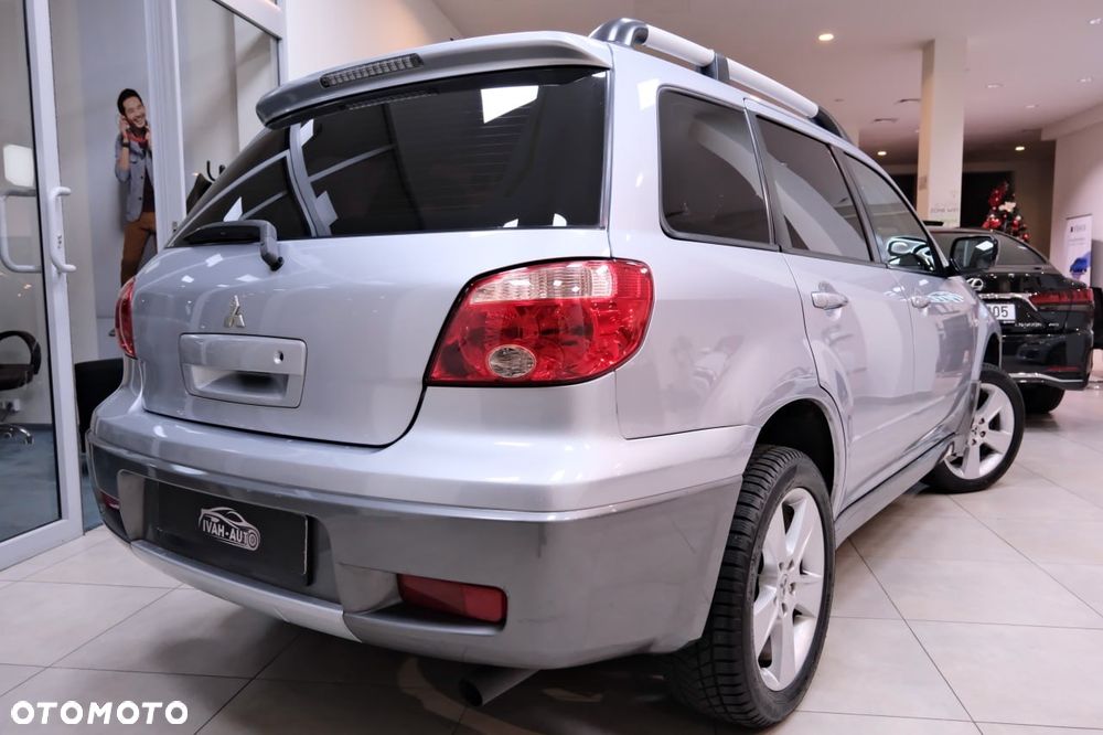 Mitsubishi Outlander 2.0 Comfort - 12