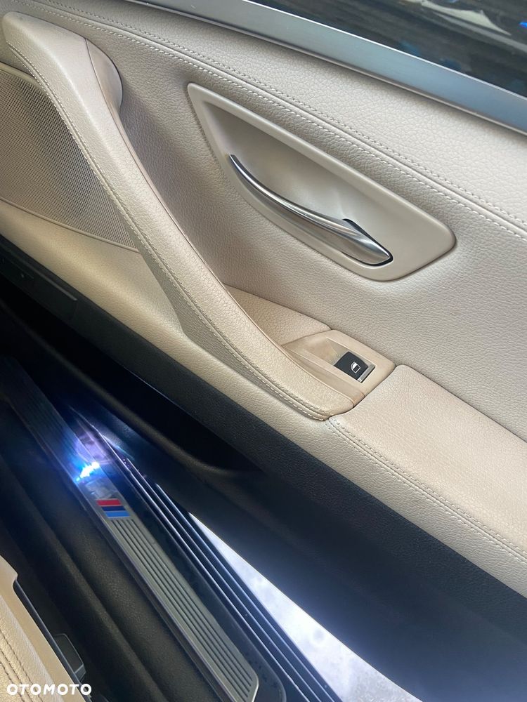 BMW Seria 5 520d - 11