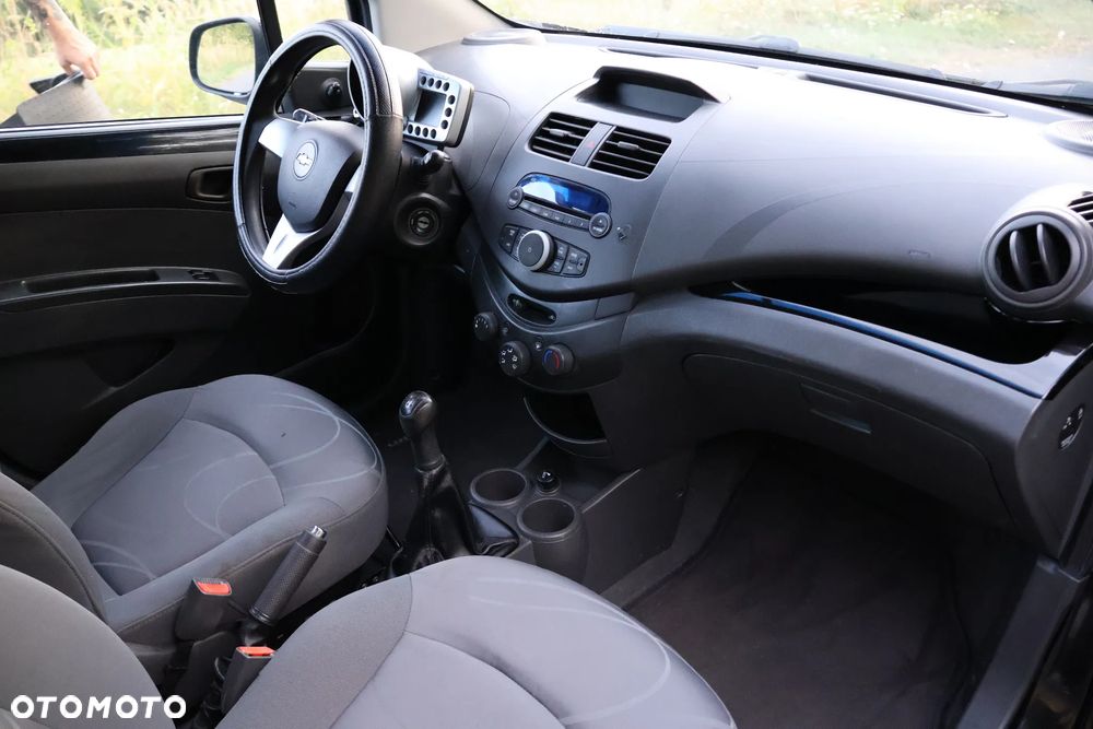 Chevrolet Spark - 11