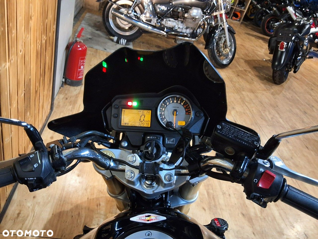 Honda Hornet - 11