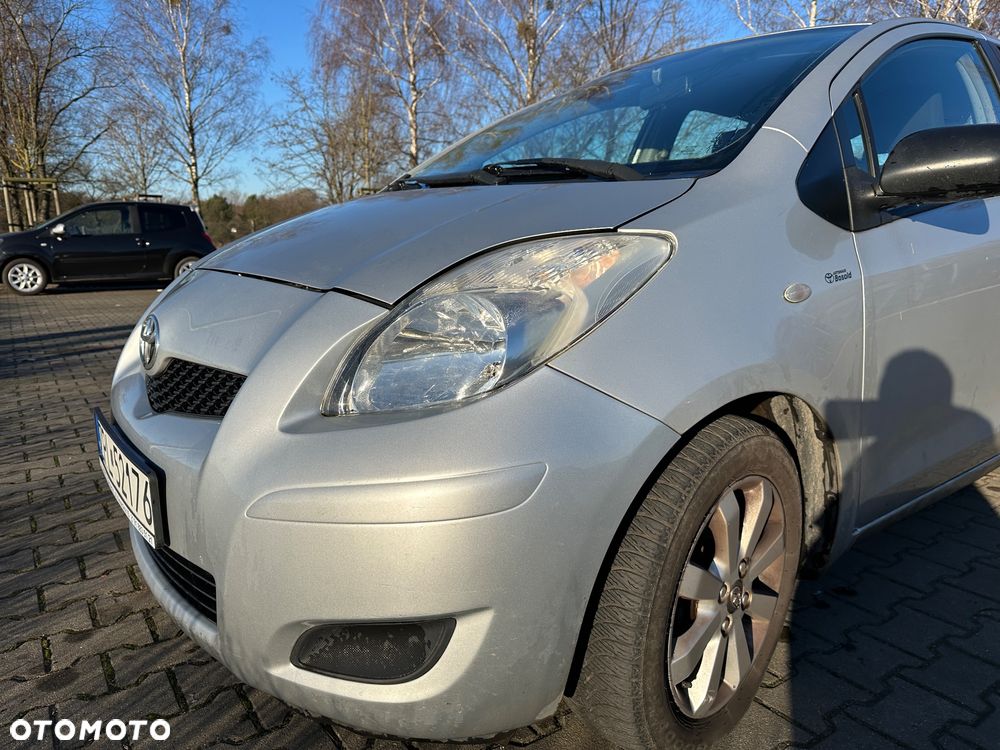 Toyota Yaris 1.33 VVT-i Sol - 5